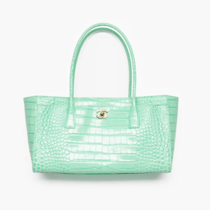𝐂𝐡𝐚𝐧𝐞𝐥  bag Spring/Summer 2026 Small Tote Bag Crocodile-textured Embossed Calfskin